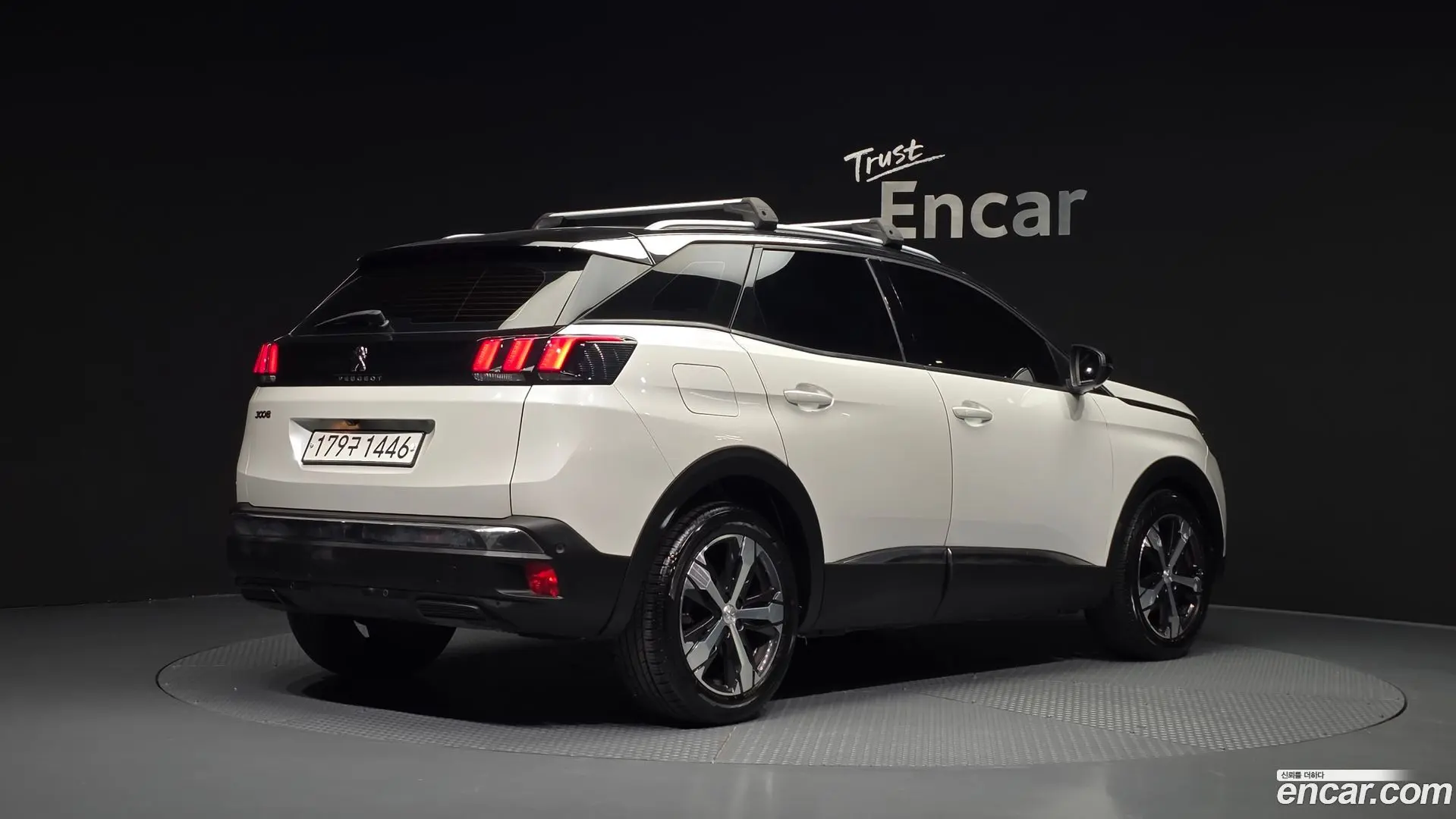 Main__Slider__Photo:3008 Peugeot 2019.10-1