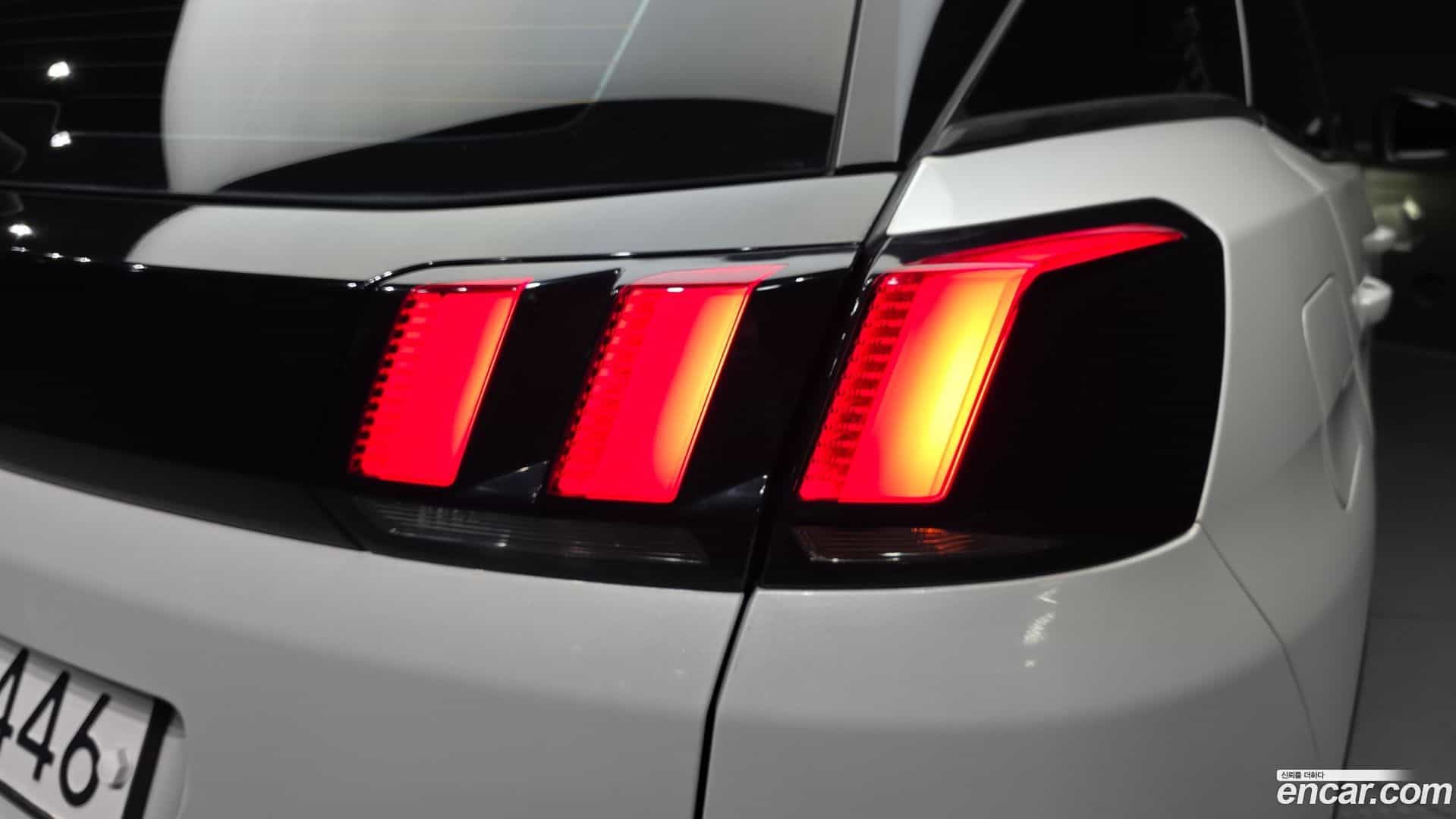 3008 Peugeot 2019.10-OUTER-033