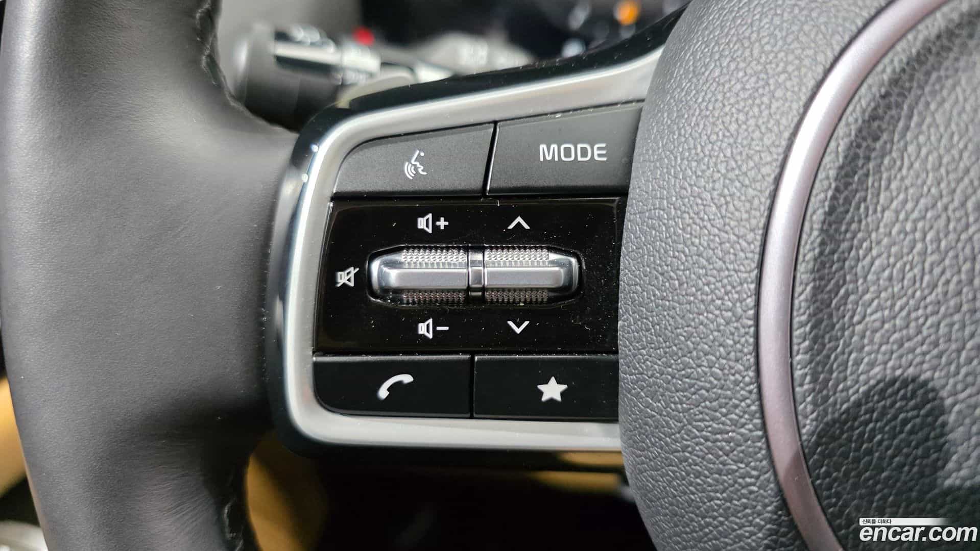 Canival Kia 2023.6-OPTION-045