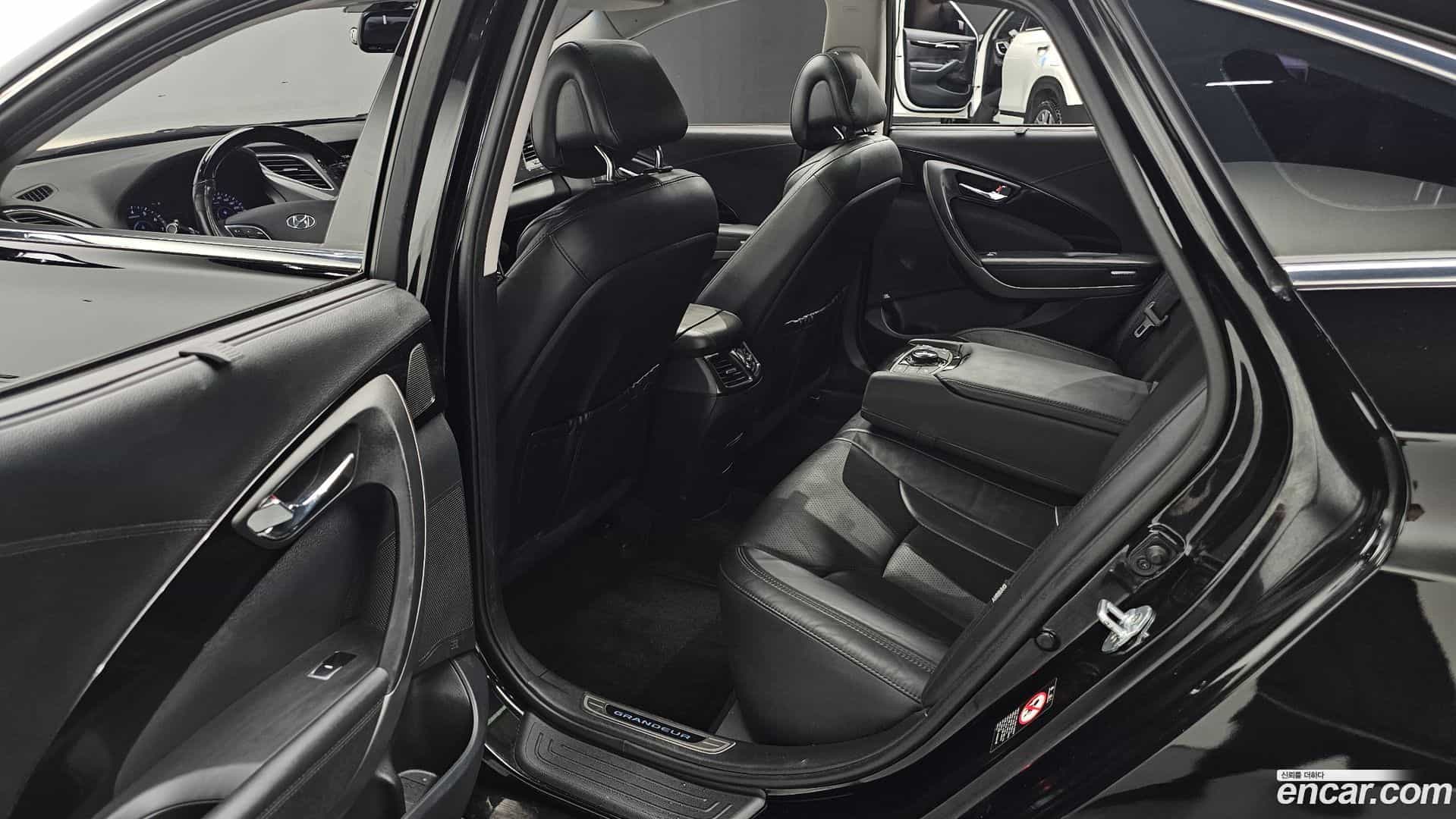 Grandeur Hyundai 2014.5-OPTION-016