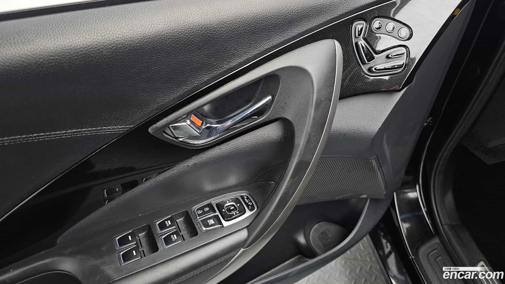 Grandeur Hyundai 2014.5-OPTION-021