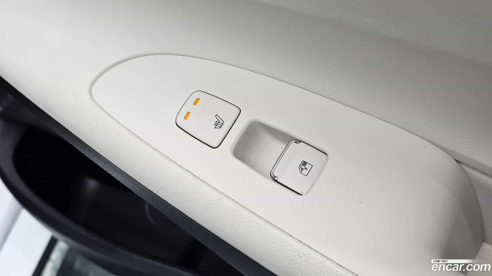 Grandeur Hyundai 2021.9-OPTION-020
