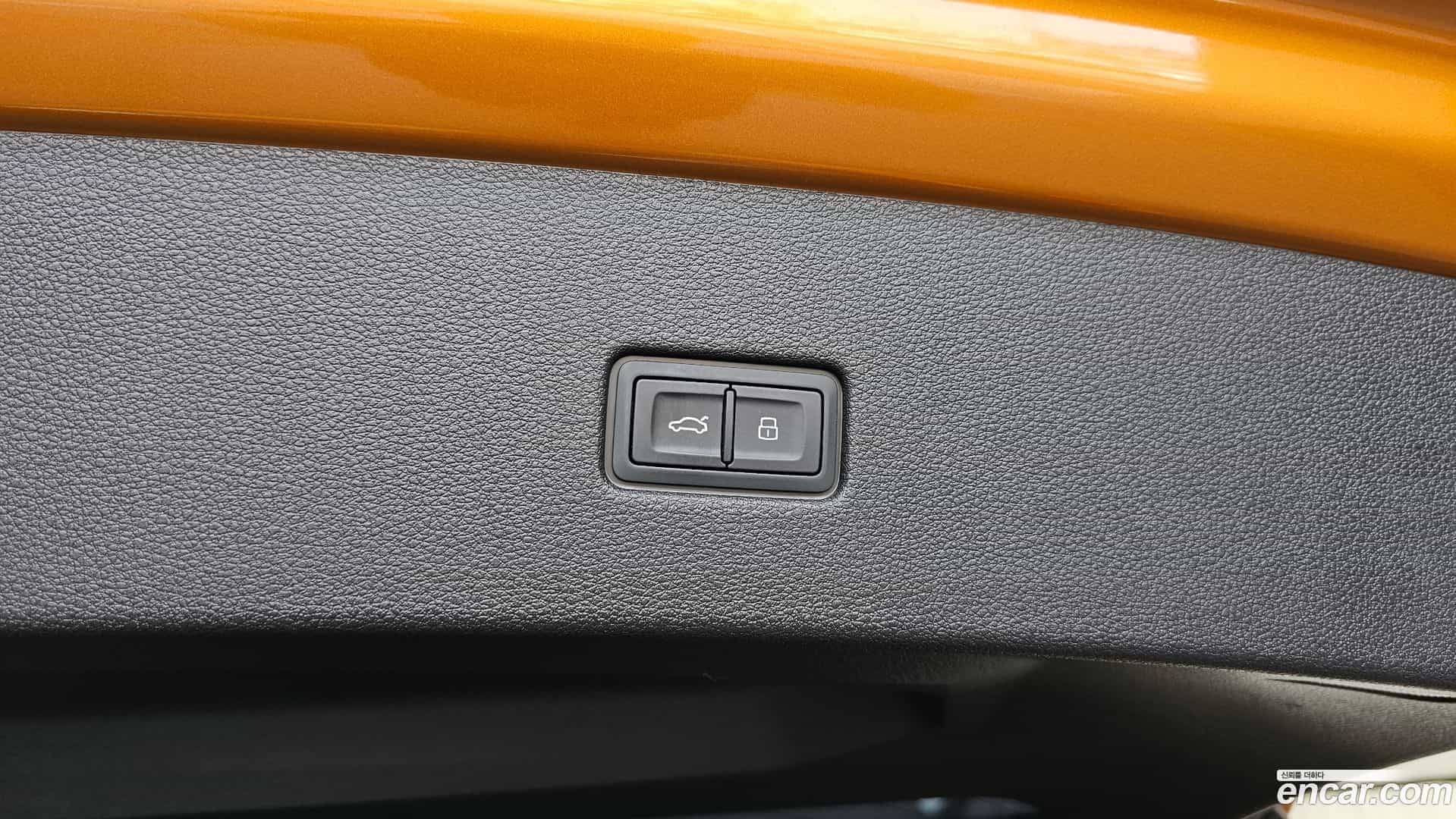 Q8 Audi 2021.9-OPTION-046
