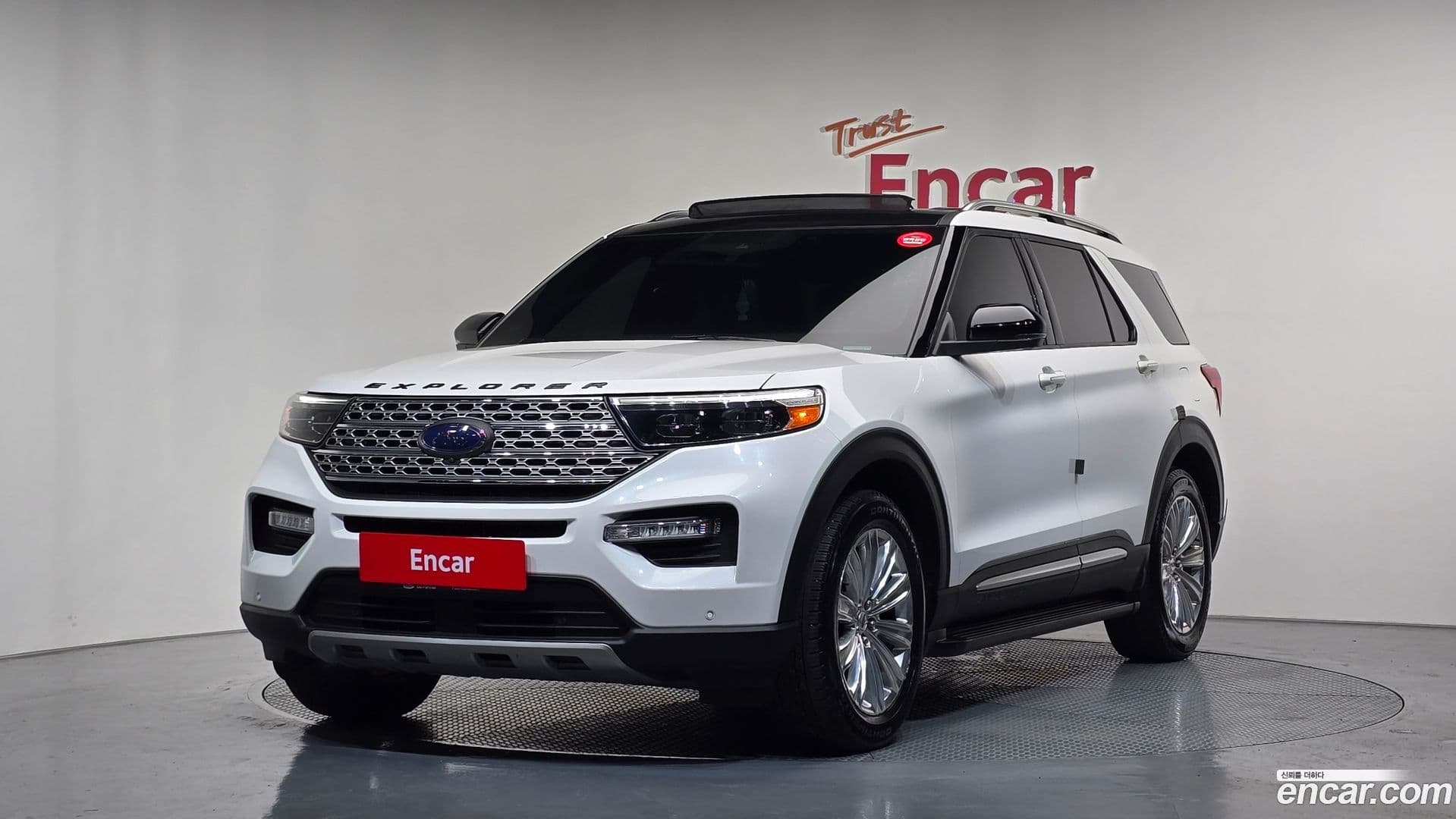 Main__Slider__Photo:Explorer Ford 2020.3-0