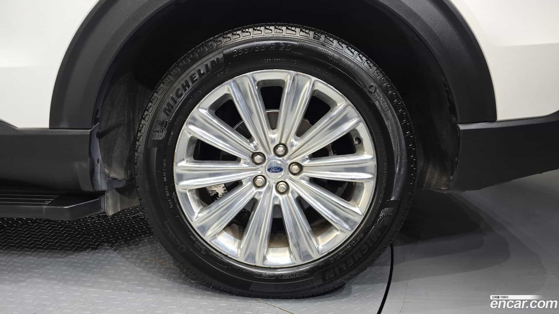Explorer Ford 2020.3-OUTER-031