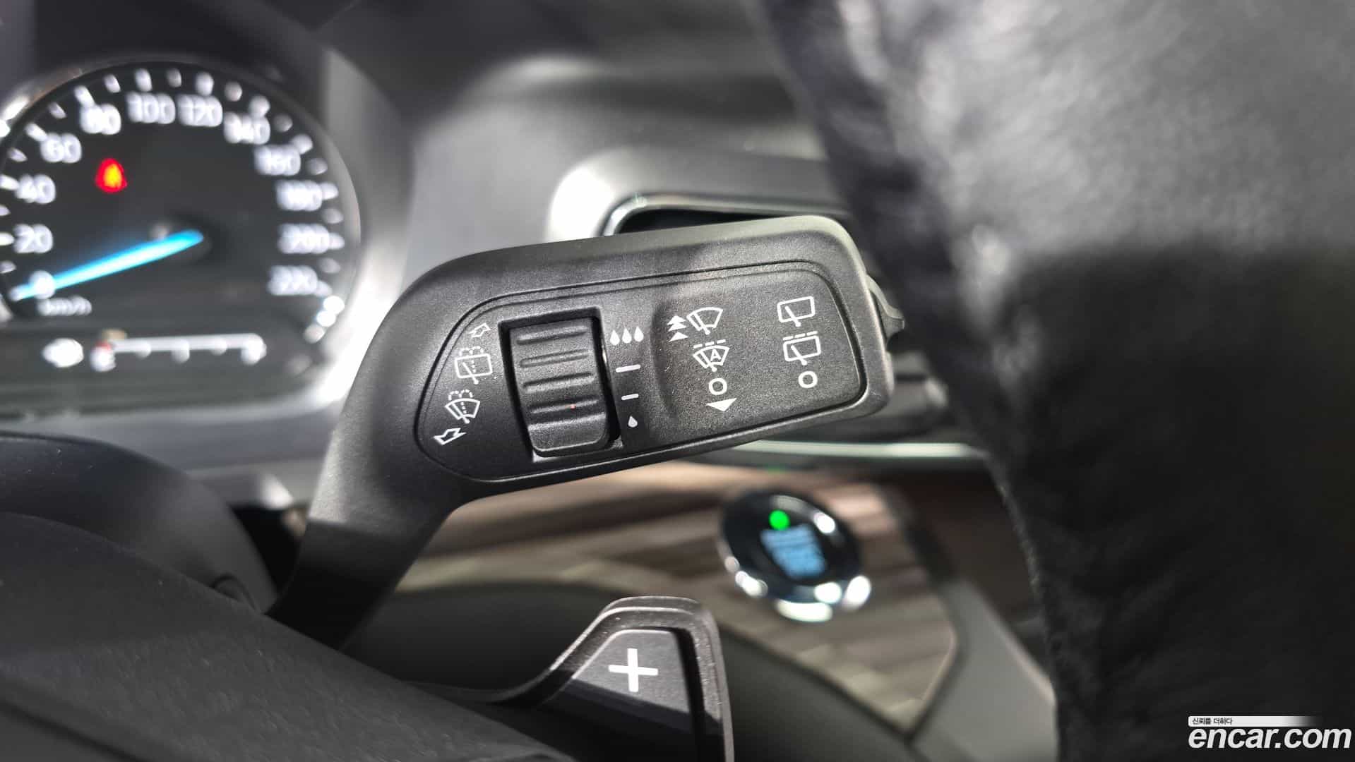 Explorer Ford 2020.3-OPTION-041