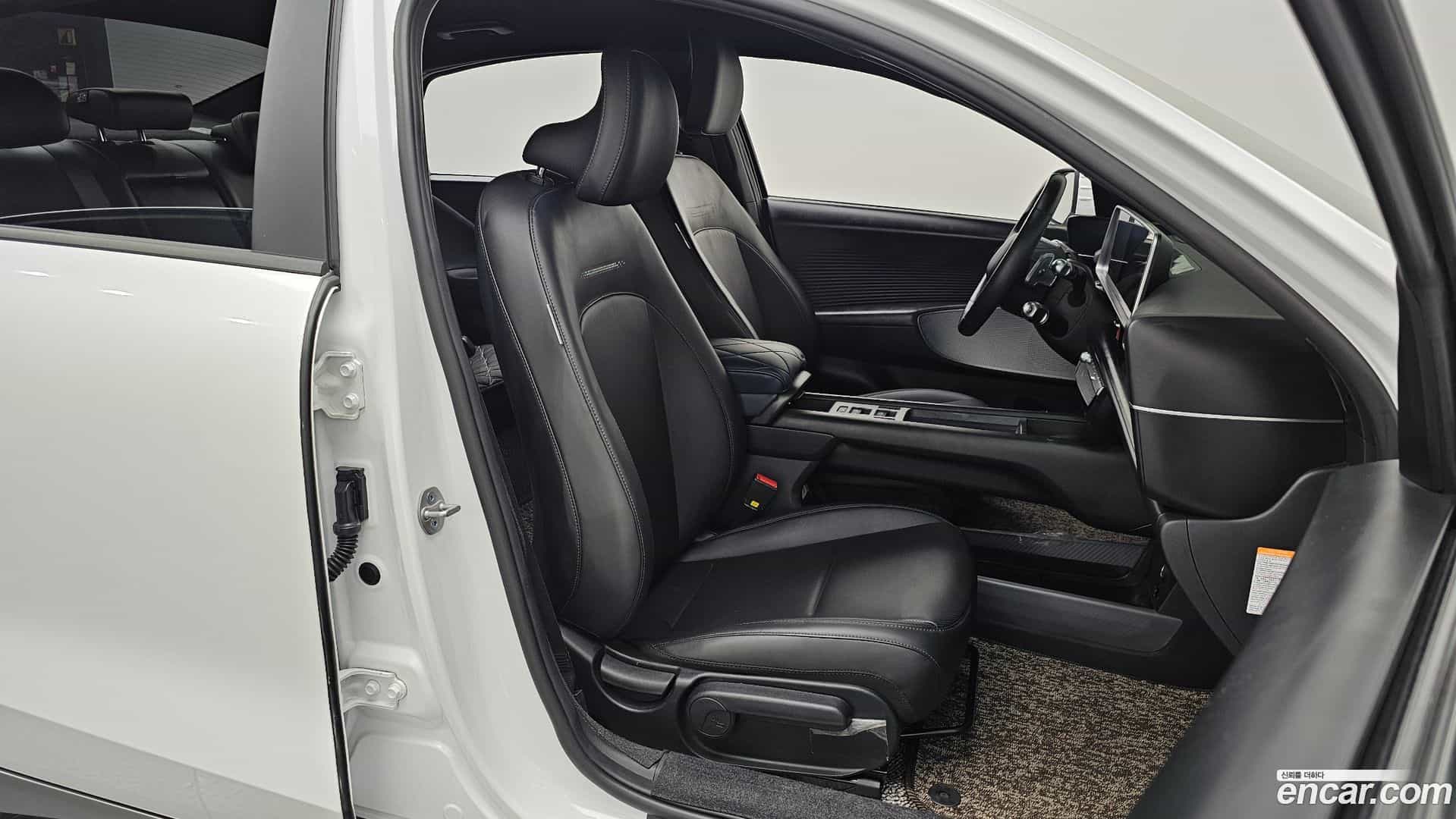 Ioniq6 Hyundai 2022.8-INNER-036