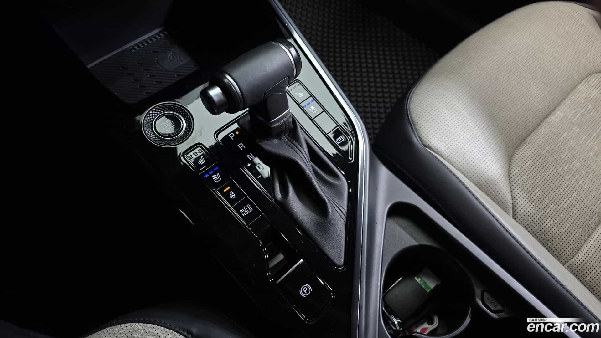 Niro Kia 2022.2-INNER-009