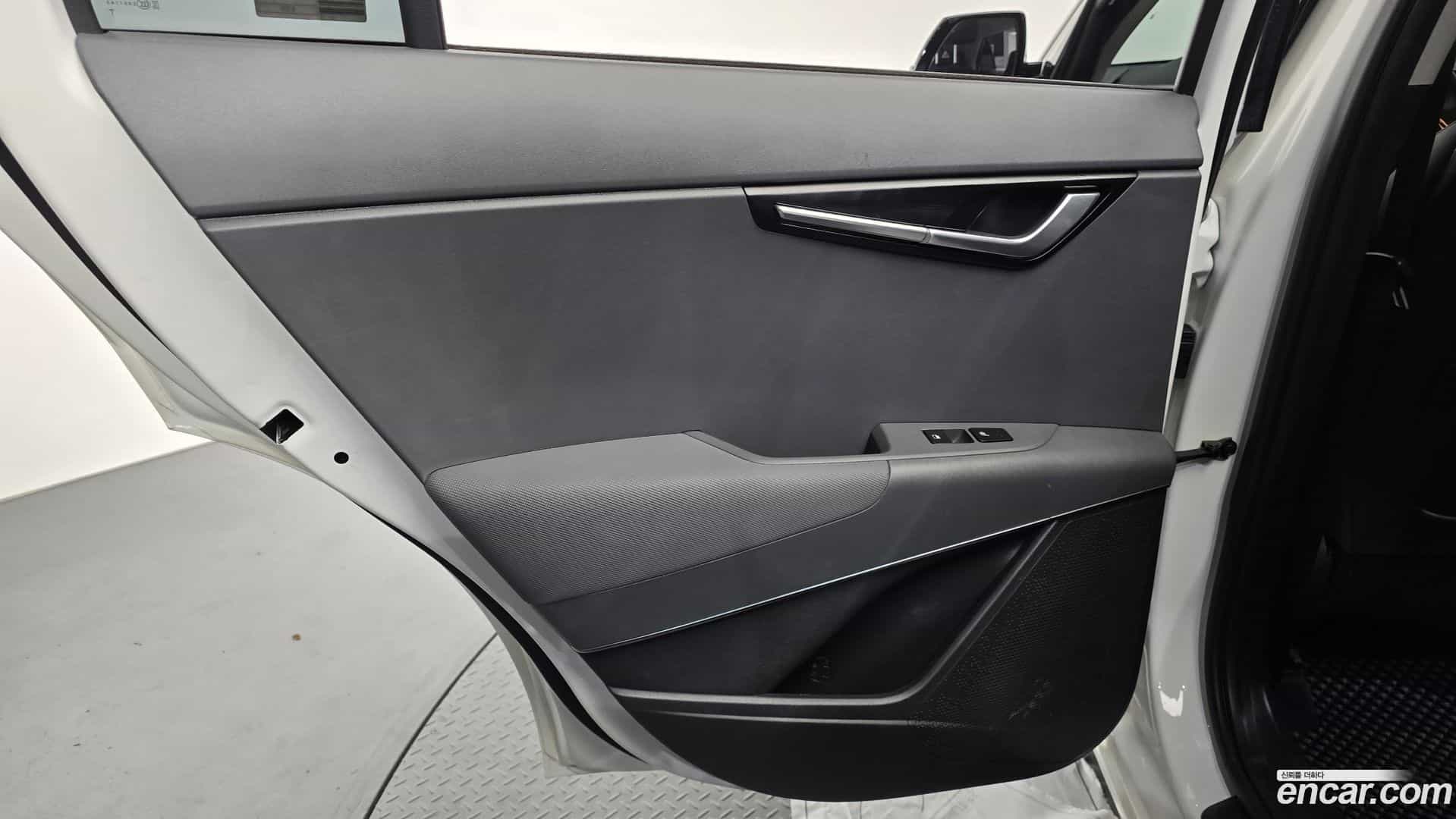 Niro Kia 2022.2-INNER-035