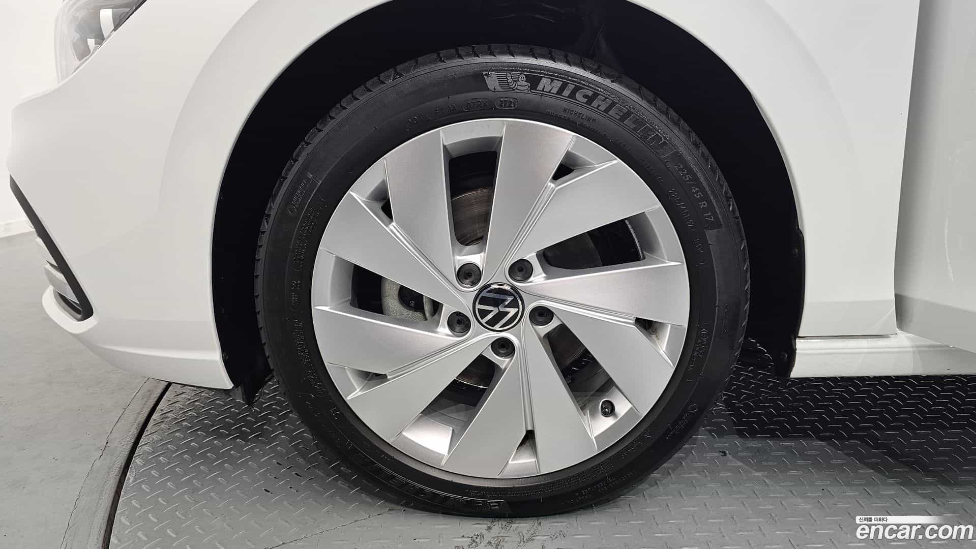Golf Volkswagen 2022.1-OUTER-005