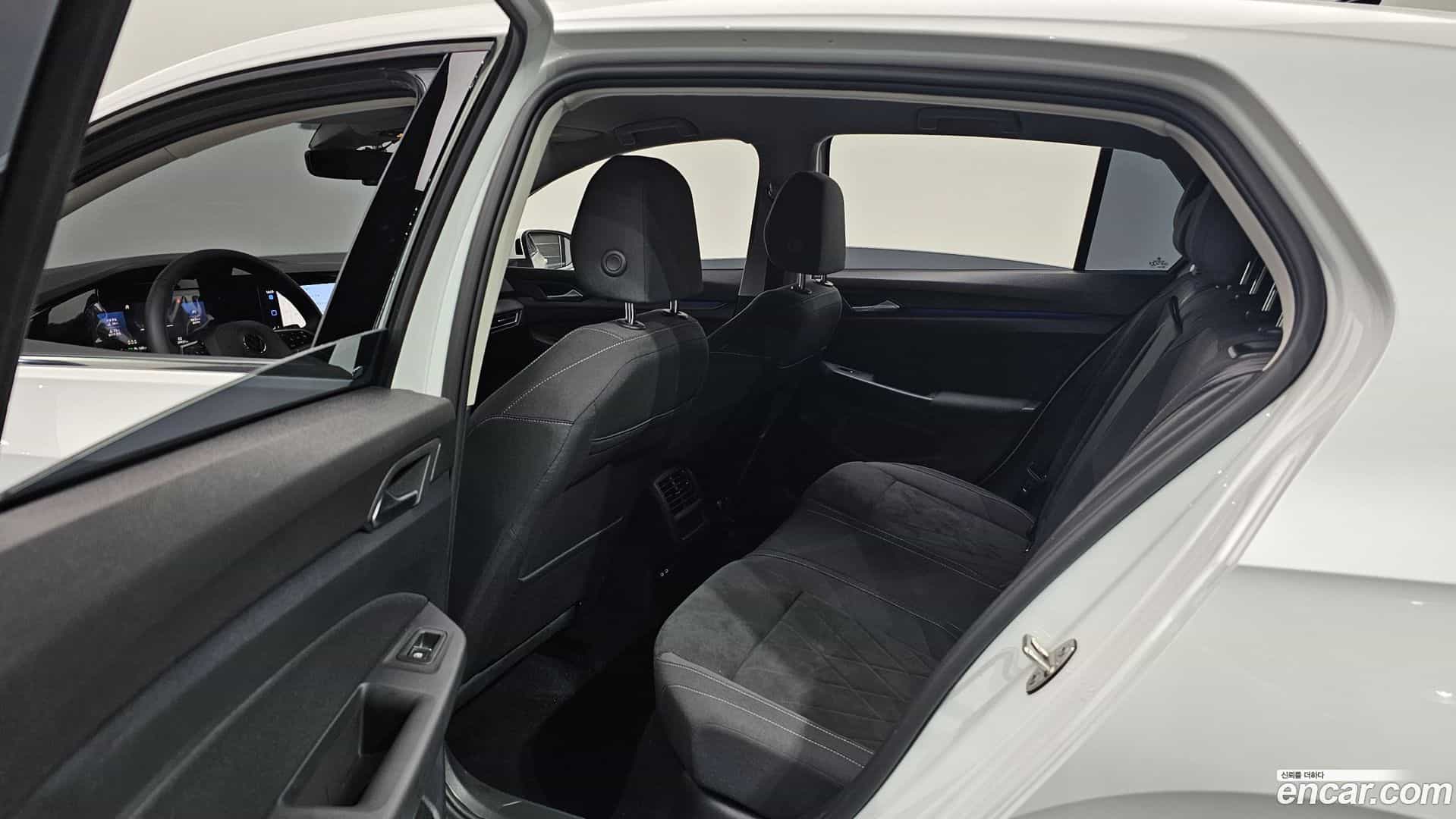 Golf Volkswagen 2022.1-OPTION-015