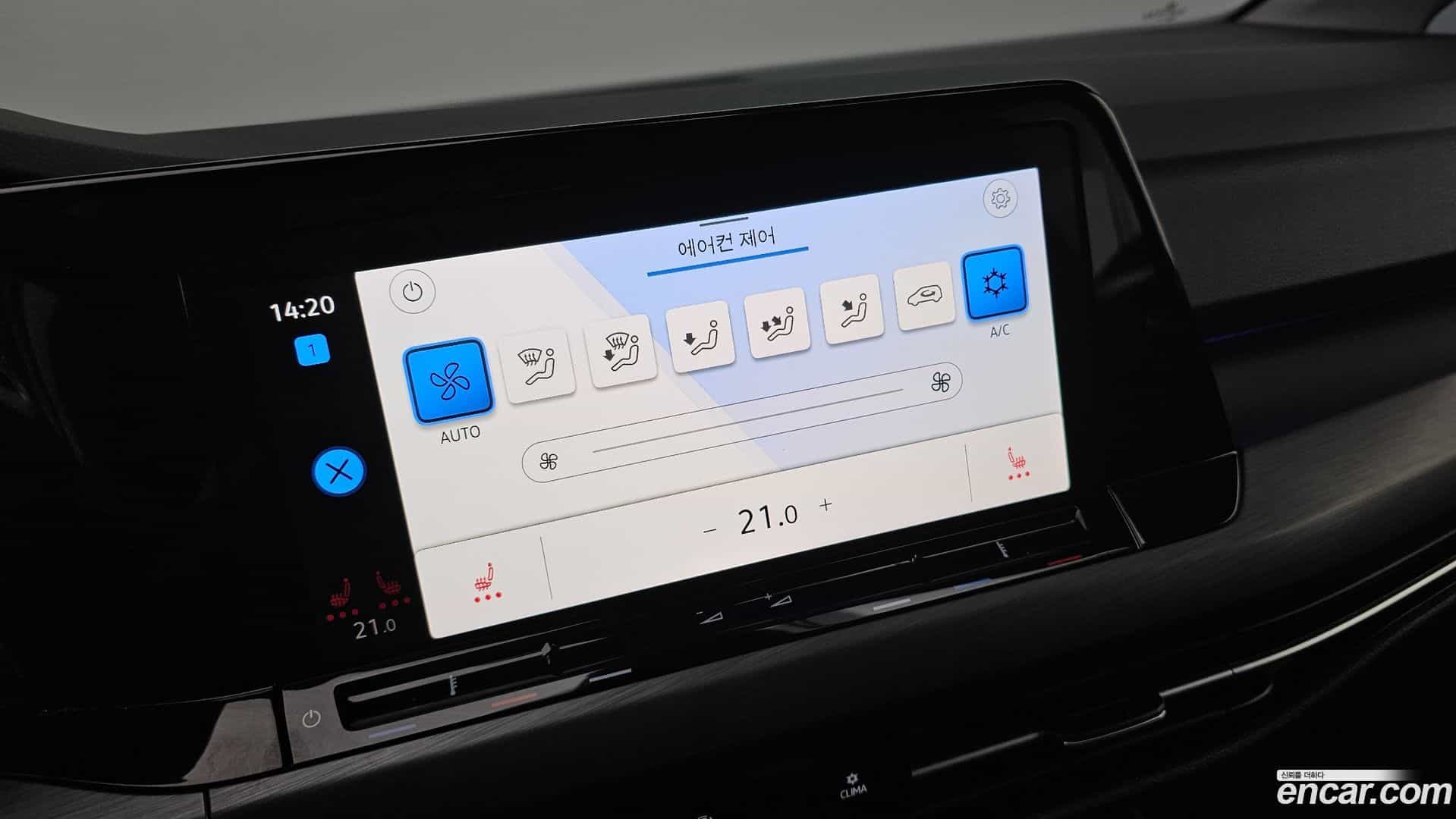 Golf Volkswagen 2022.1-OPTION-040