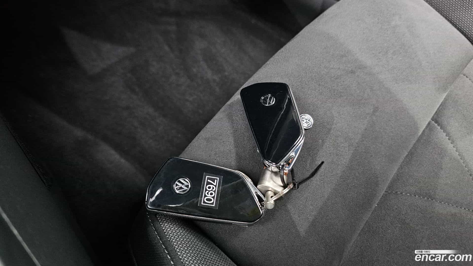 Golf Volkswagen 2022.1-OPTION-043