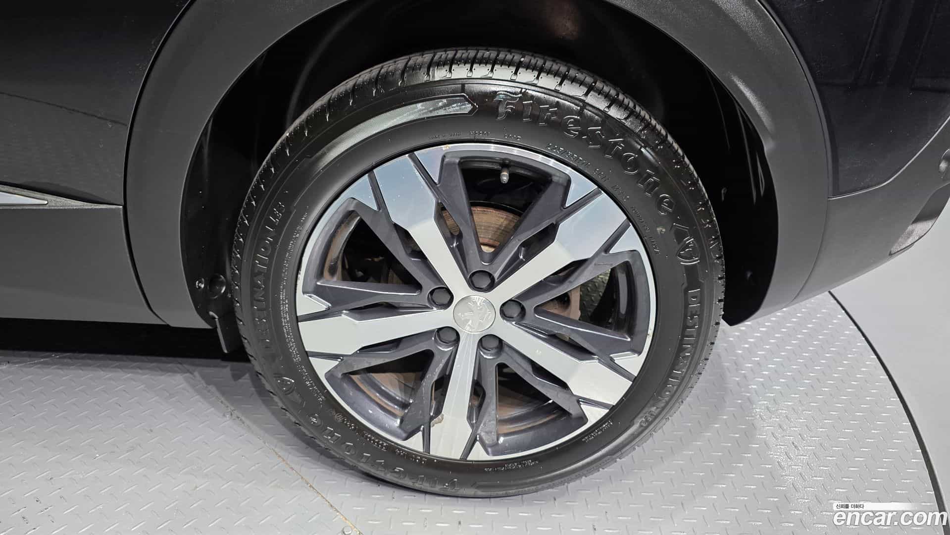 3008 Peugeot 2017.7-OUTER-031
