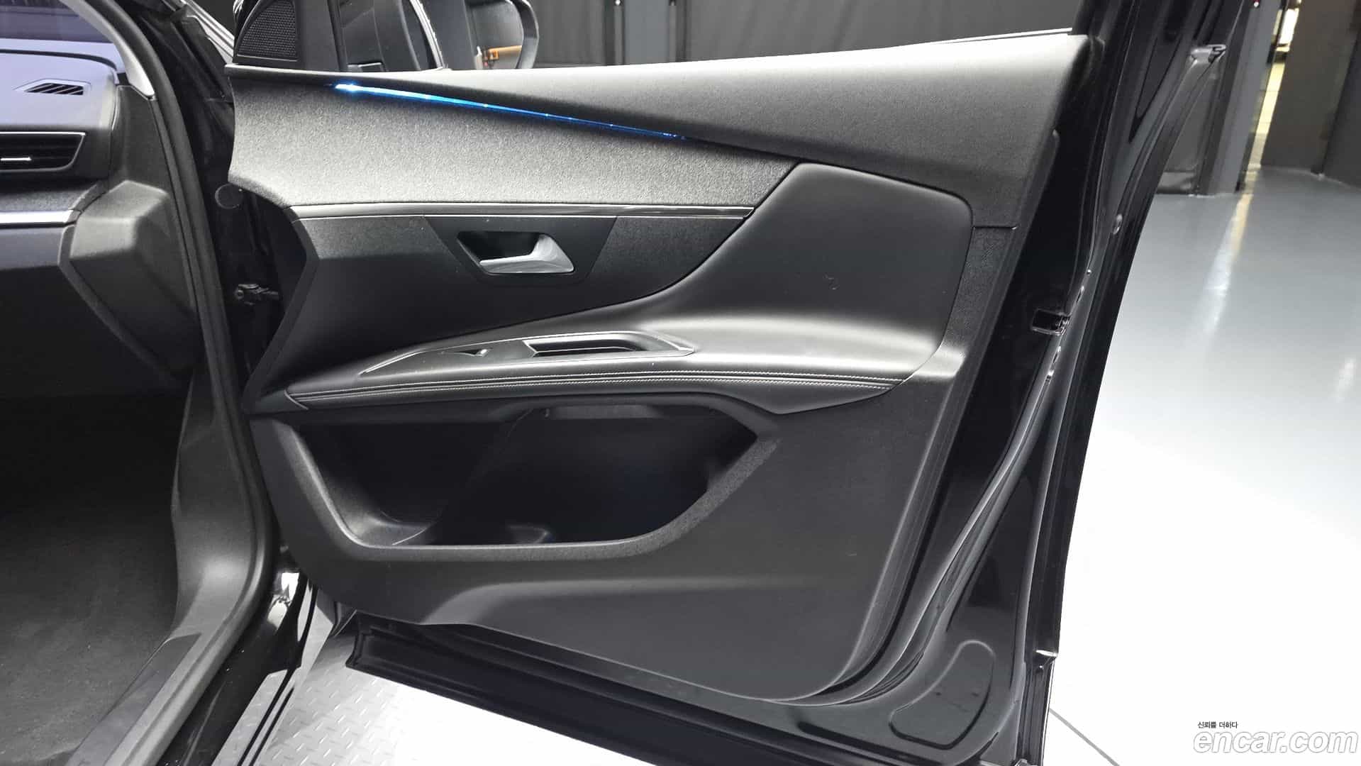 3008 Peugeot 2017.7-INNER-034