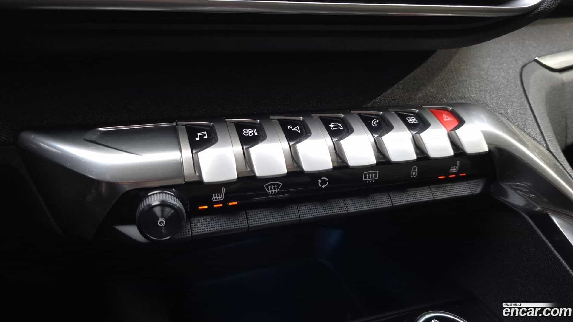 3008 Peugeot 2017.7-OPTION-041