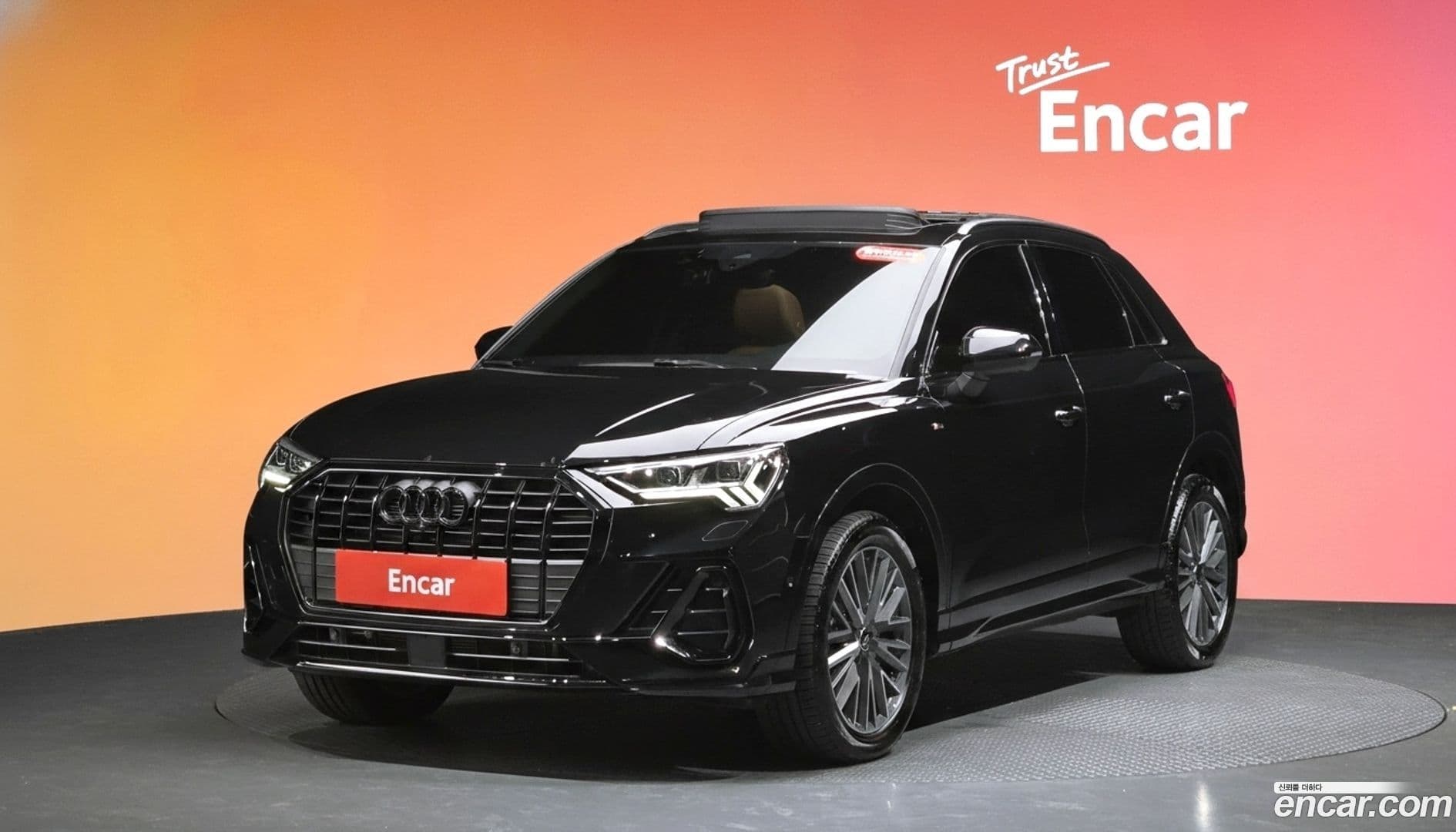 Main__Slider__Photo:Q3 Audi 2025.8-0
