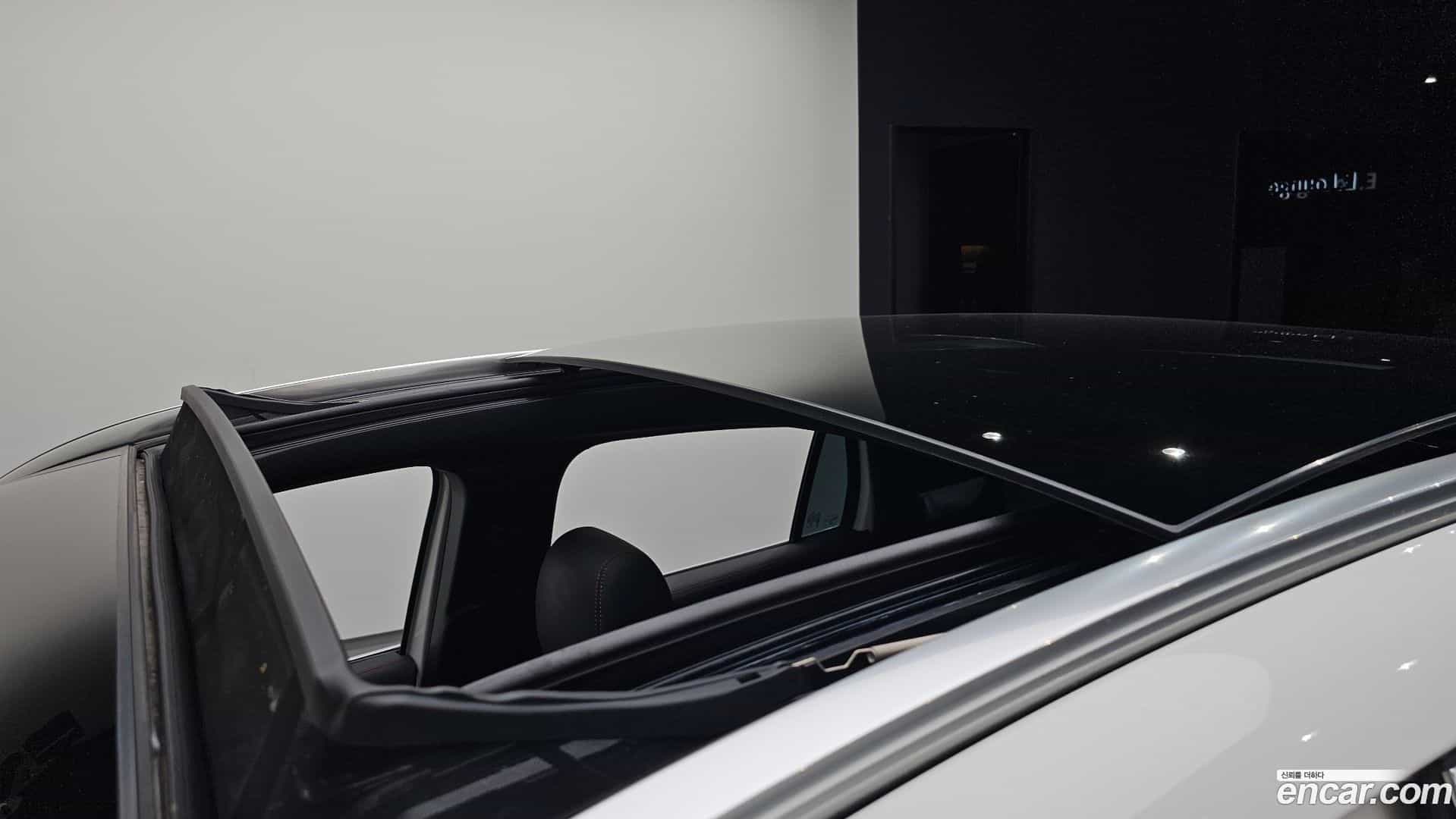 EQA Mercedes-Benz 2024.0-OPTION-047