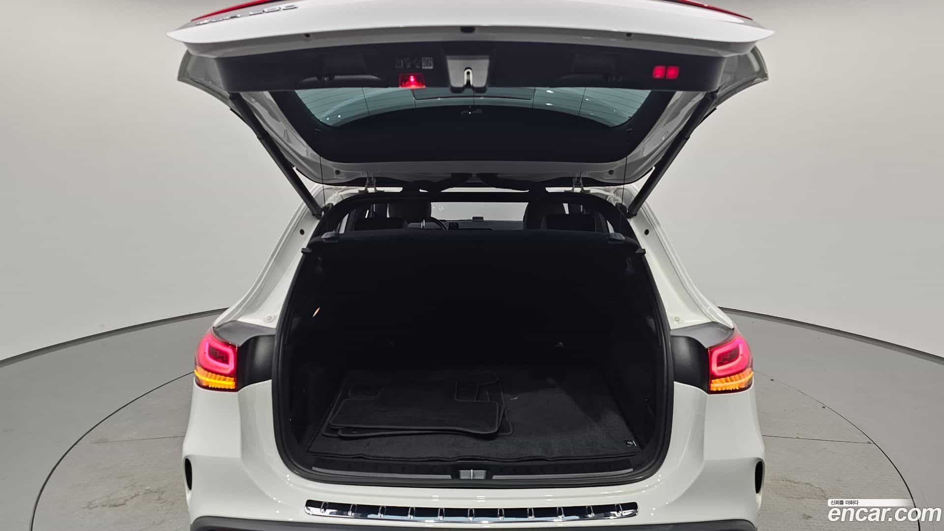 EQA Mercedes-Benz 2024.0-OPTION-049