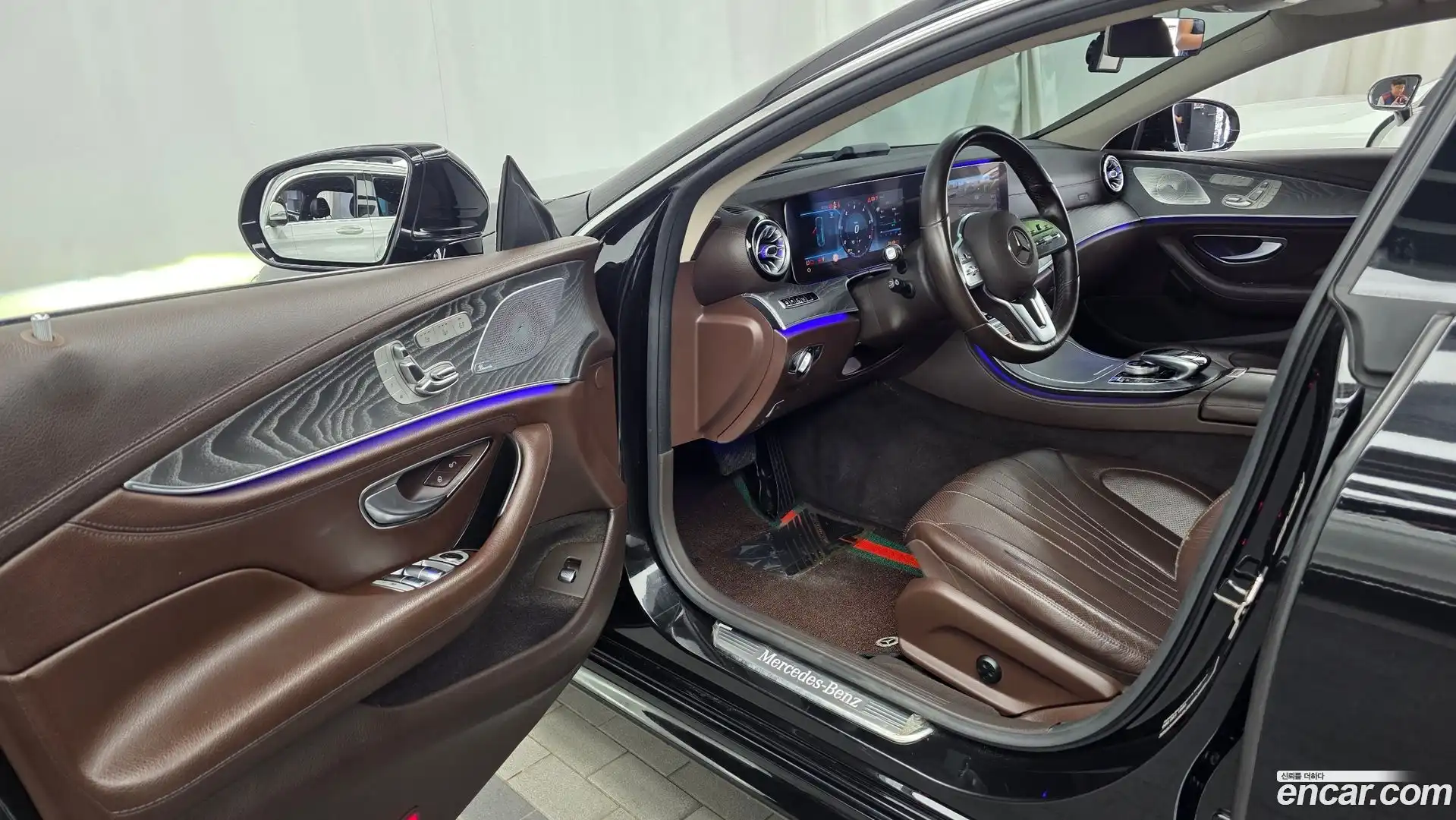 CLS-Class Mercedes-Benz 2019.5-INNER-010