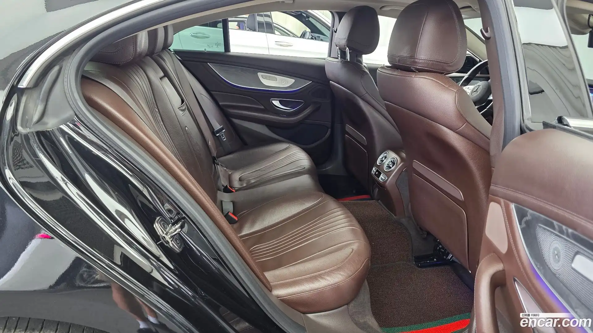 CLS-Class Mercedes-Benz 2019.5-OPTION-016