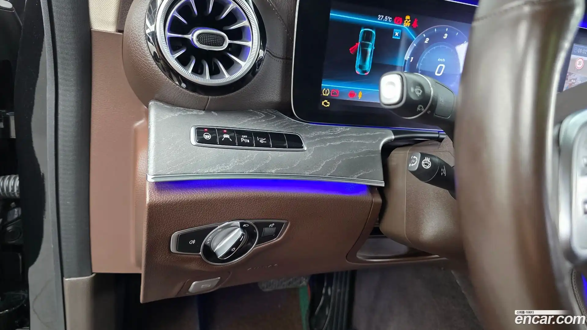 CLS-Class Mercedes-Benz 2019.5-OPTION-020