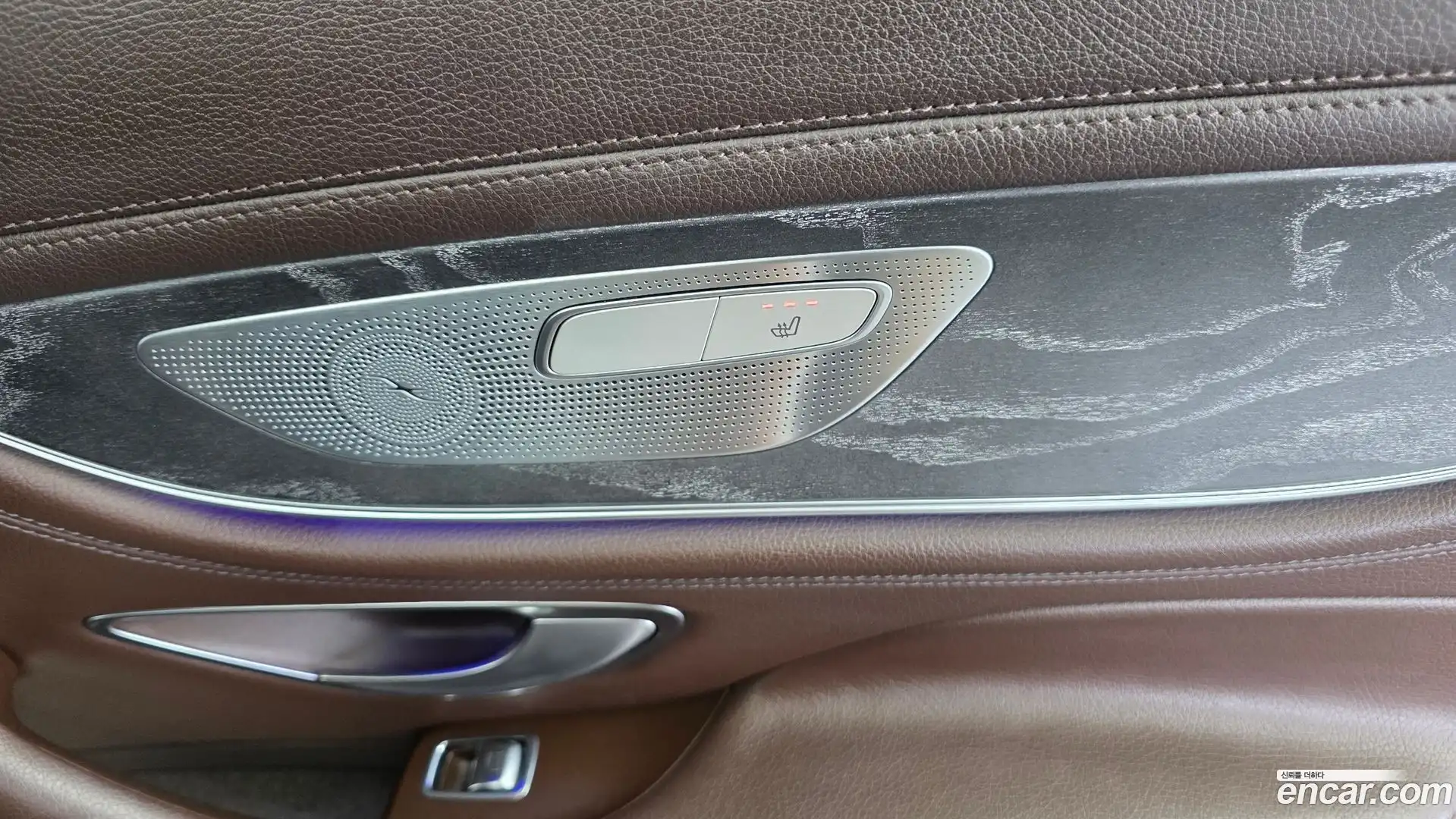 CLS-Class Mercedes-Benz 2019.5-OPTION-022