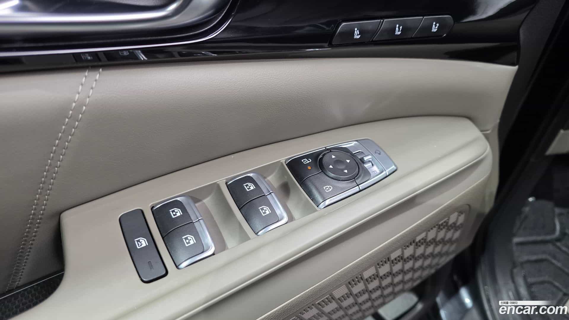 Canival Kia 2025.8-OPTION-045