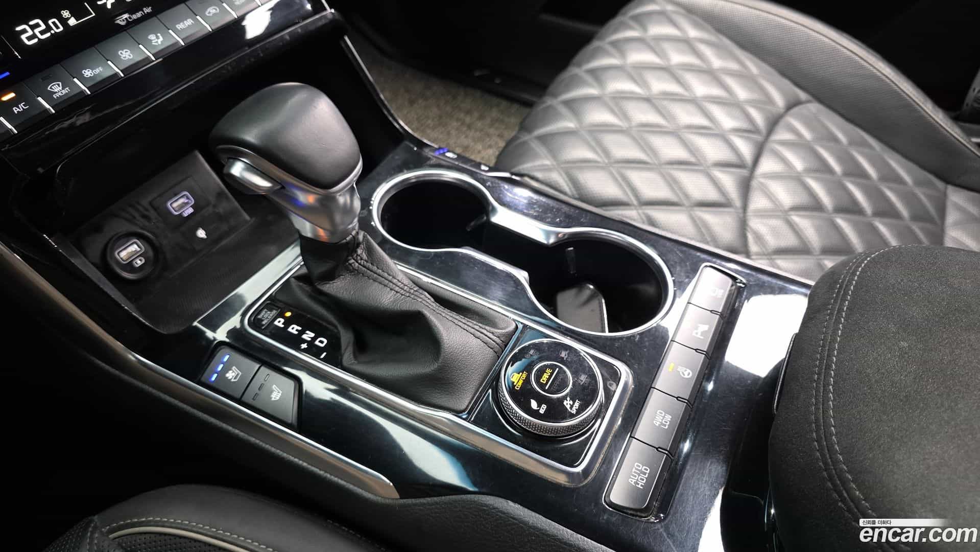 Mohave Kia 2023.3-INNER-009