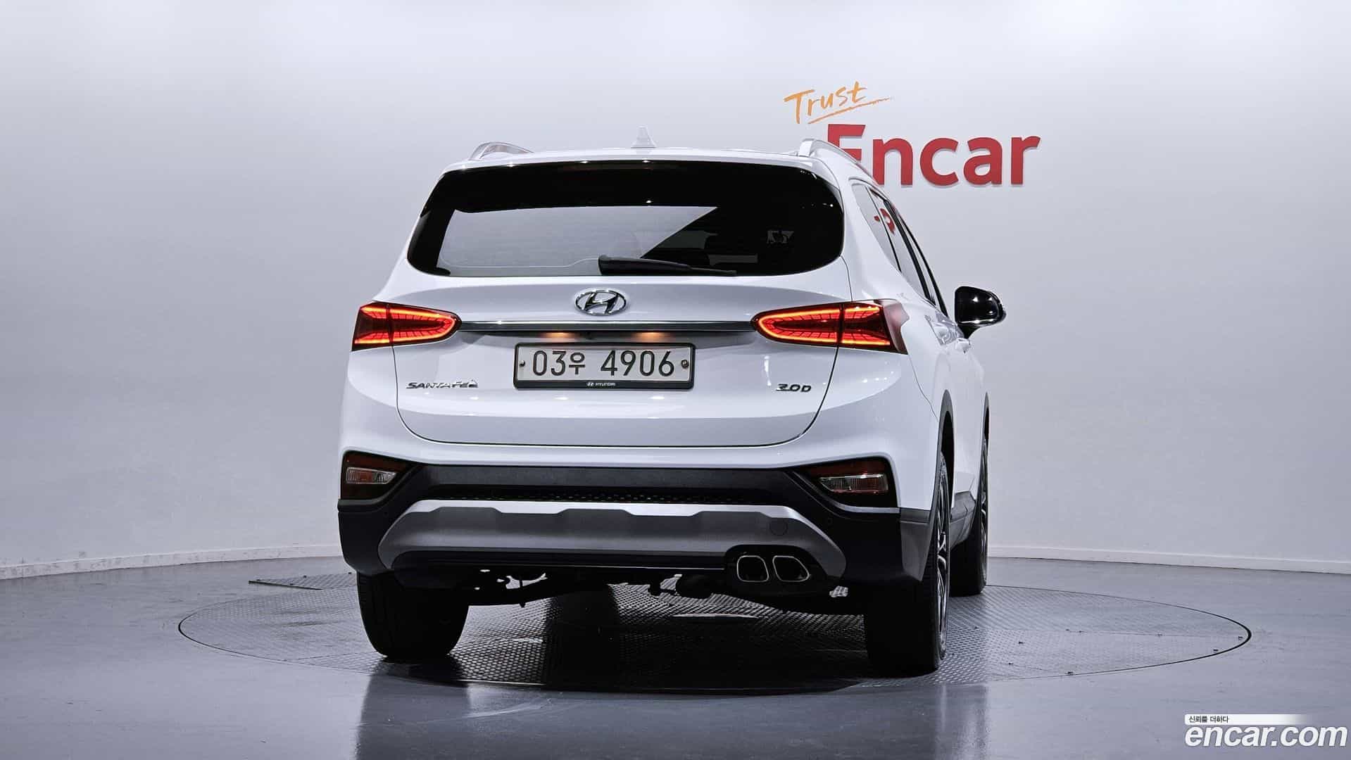 Santafe Hyundai 2018.8-OUTER-004