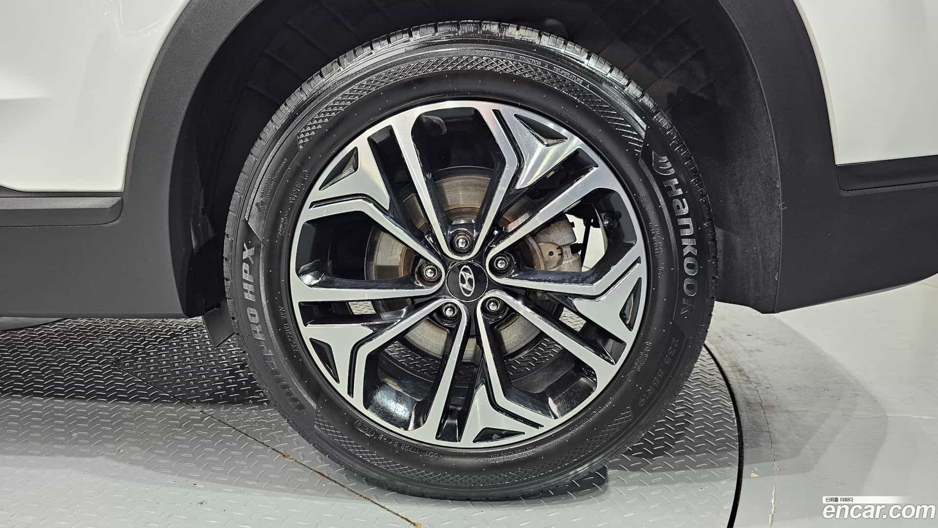 Santafe Hyundai 2018.8-OUTER-005