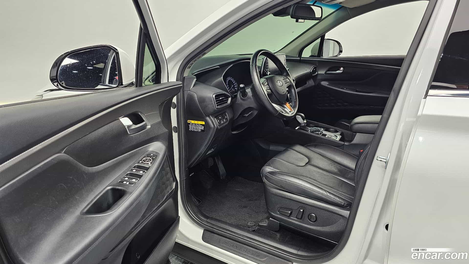 Santafe Hyundai 2018.8-INNER-010