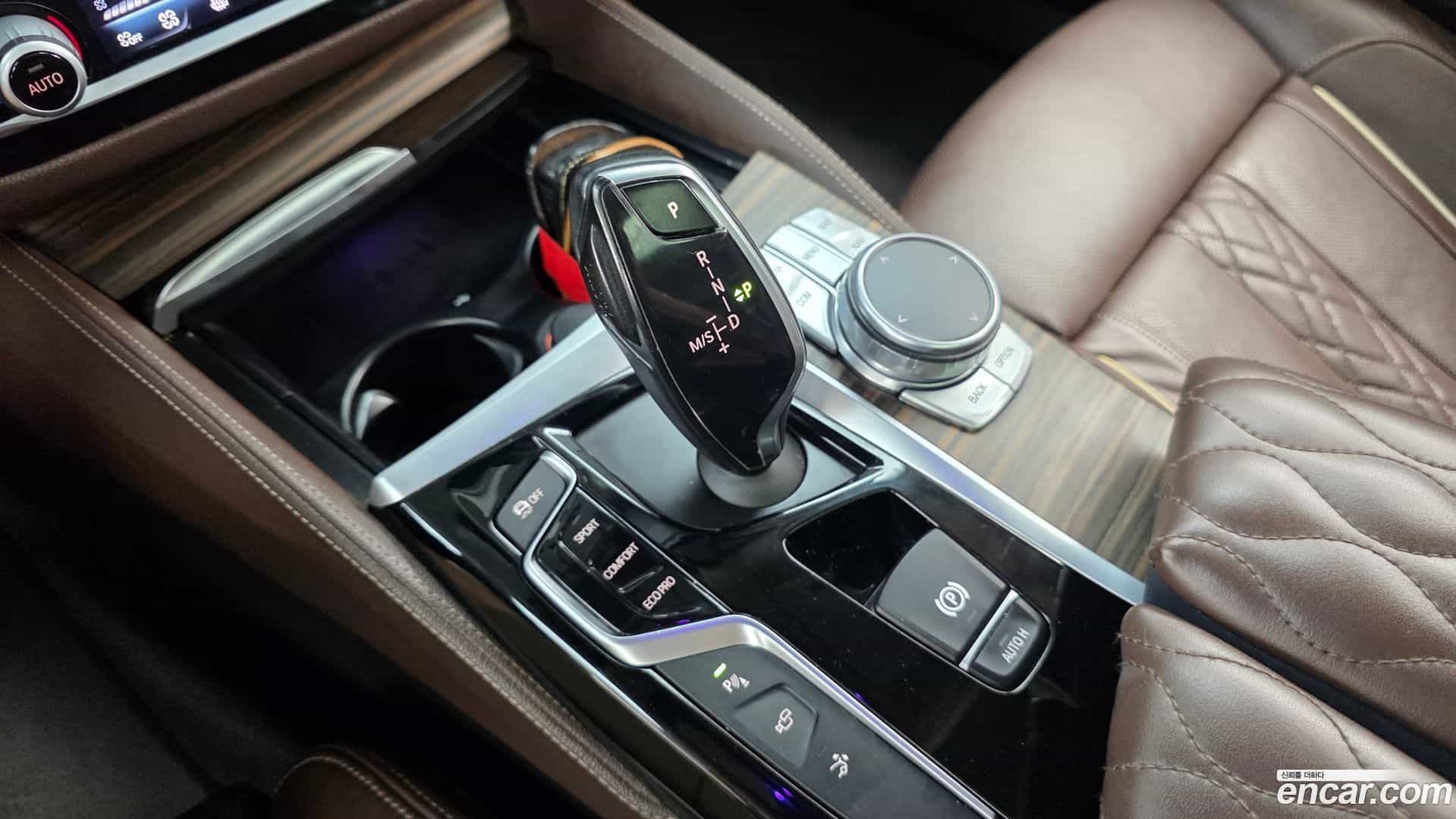 Gran Turismo BMW 2018.2-INNER-009