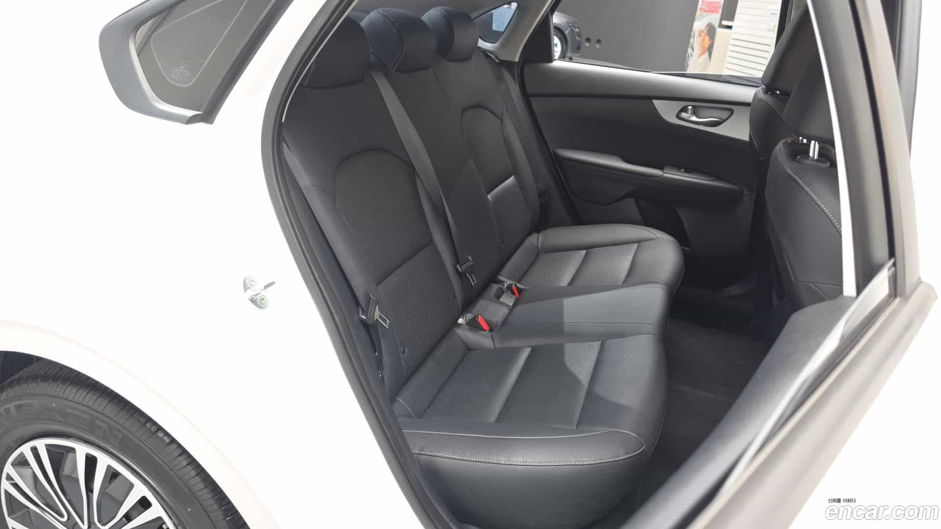 K3 Kia 2022.3-OPTION-016
