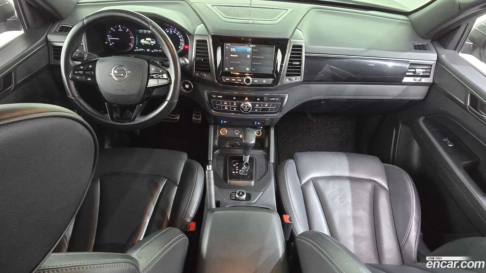 Rexton KG Mobility 2021.8-INNER-007