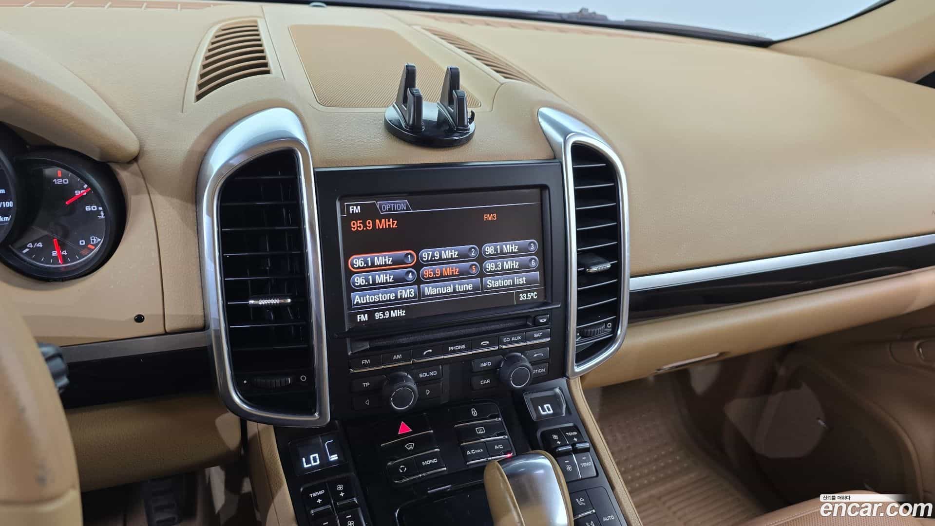 Cayenne Porsche 2013.0-OPTION-021