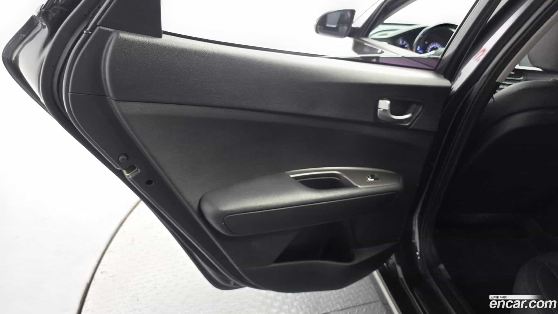 K5 Kia 2019.5-INNER-035