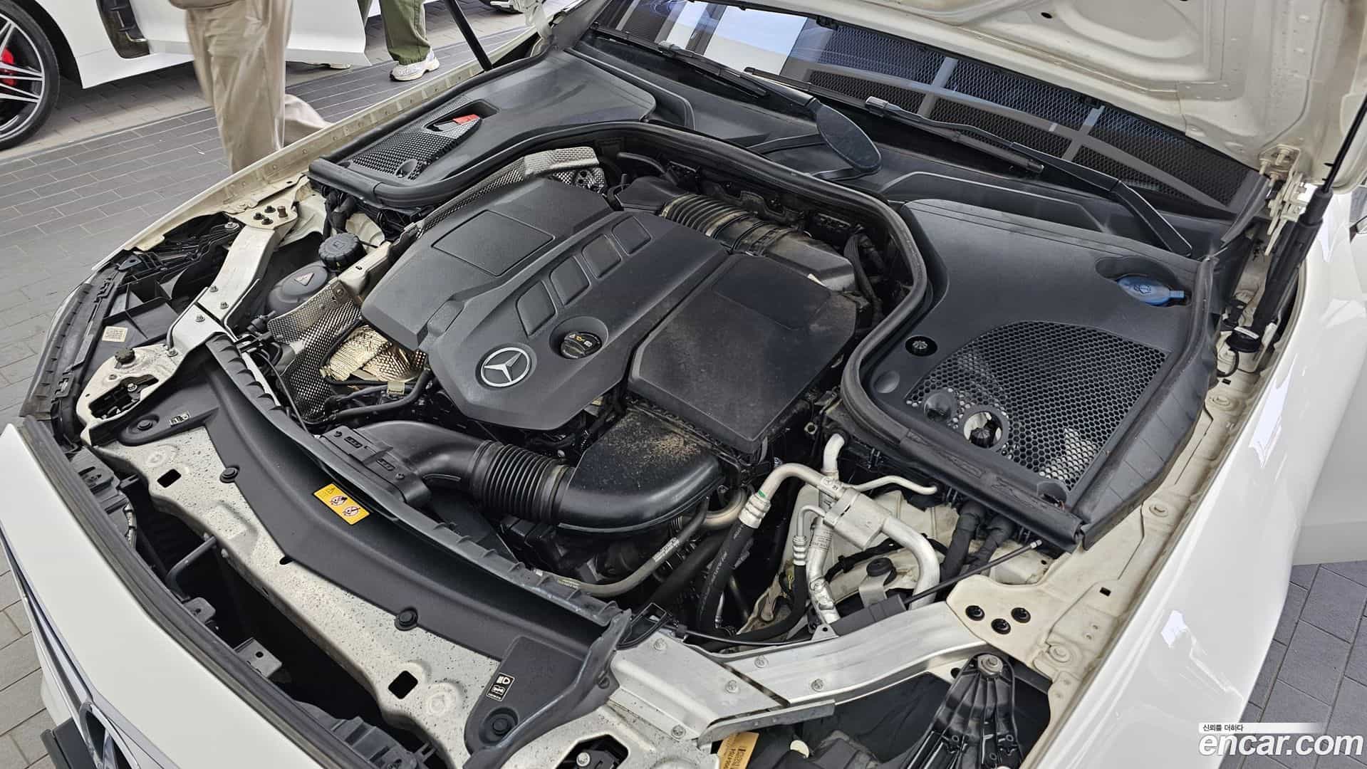 E-Class Mercedes-Benz 2017.6-OUTER-006