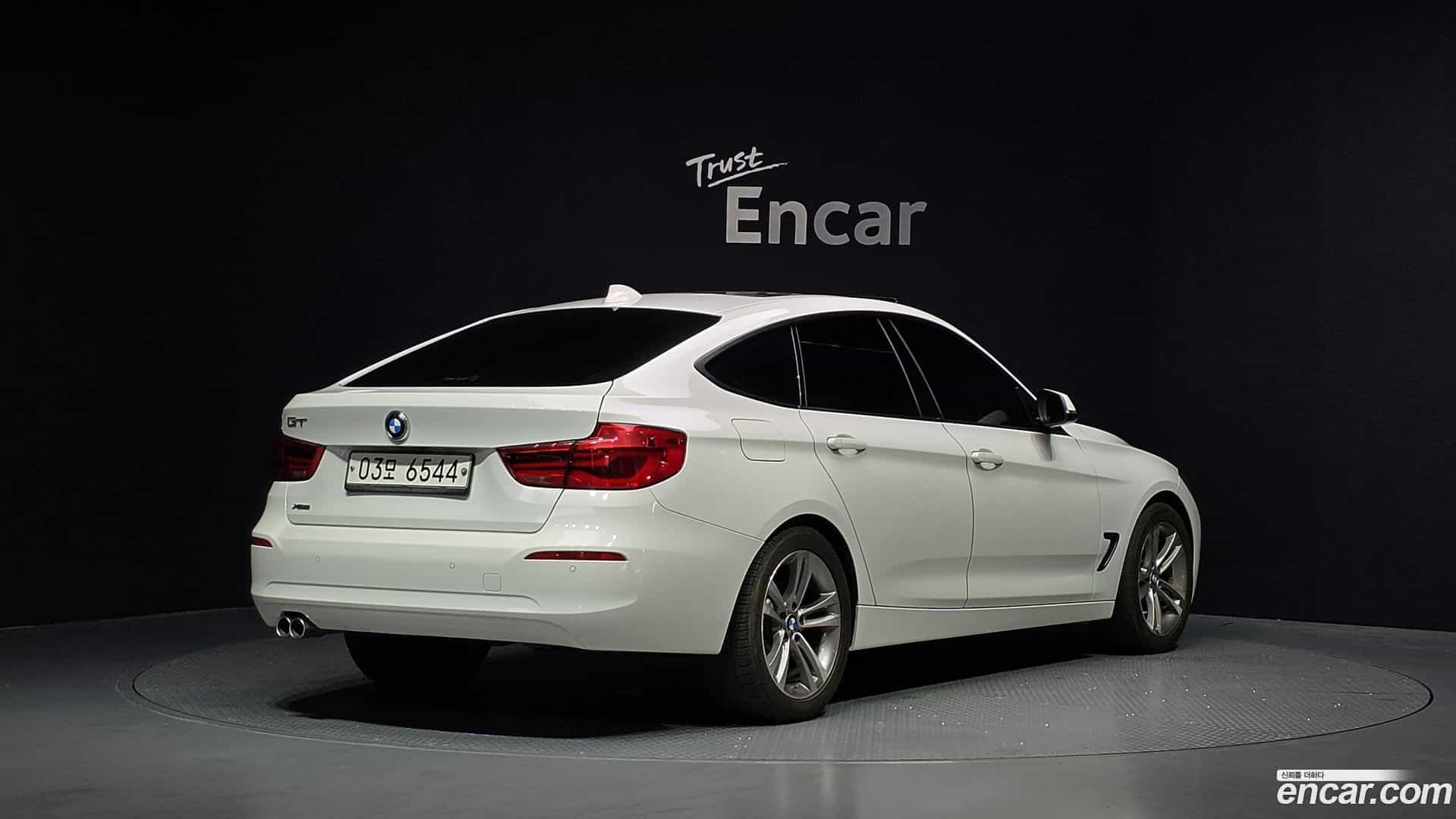 Gran Turismo BMW 2017.9-OUTER-002