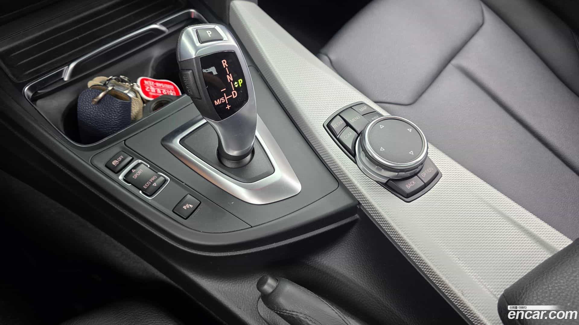 Gran Turismo BMW 2017.9-INNER-009