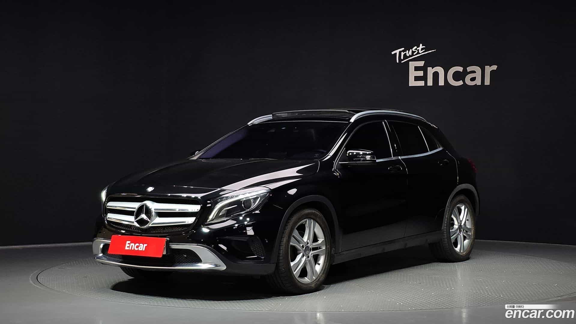 GLA-Class Mercedes-Benz 2016.11-OUTER-001