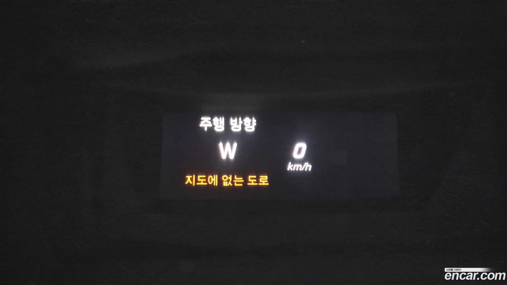 C-Class Mercedes-Benz 2018.1-OPTION-018