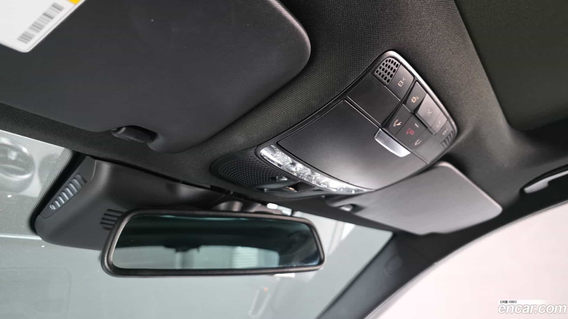 C-Class Mercedes-Benz 2018.1-OPTION-022