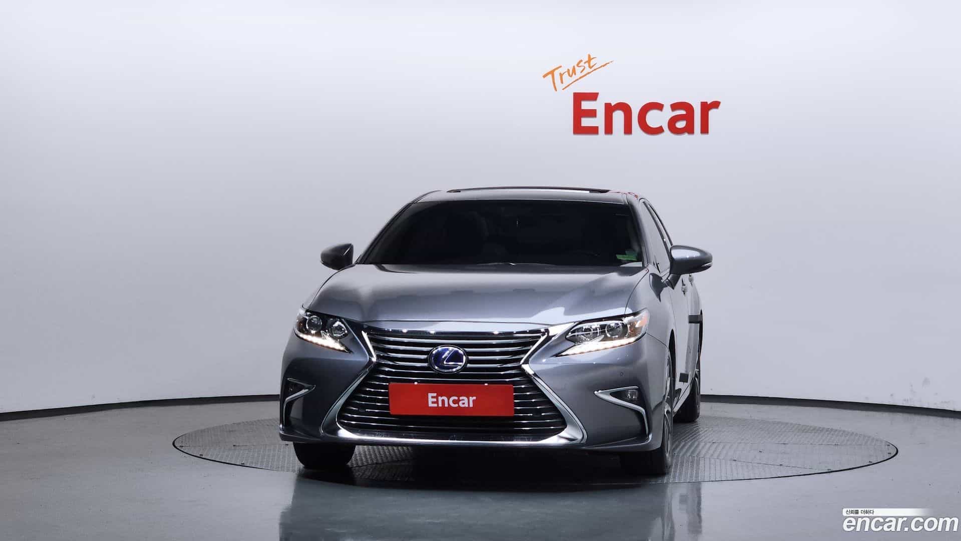 ES Lexus 2017.3-OUTER-003