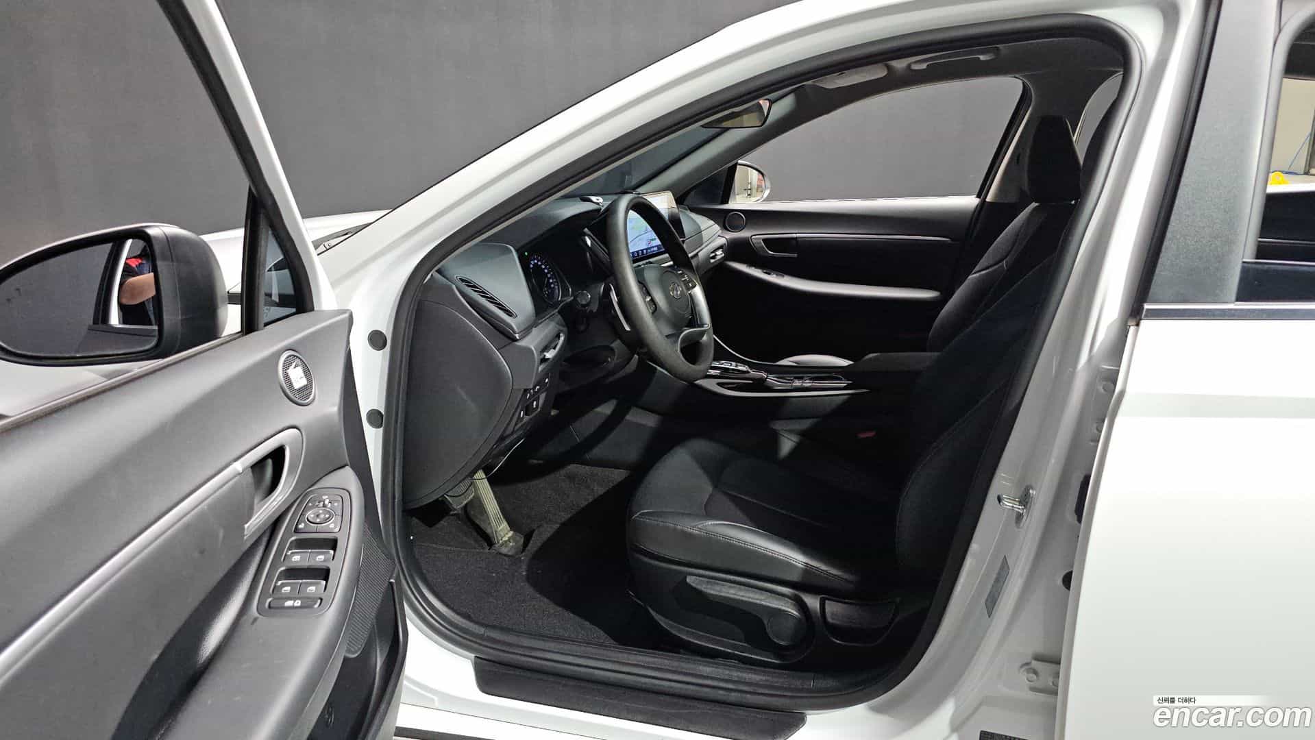 Sonata Hyundai 2022.3-INNER-010