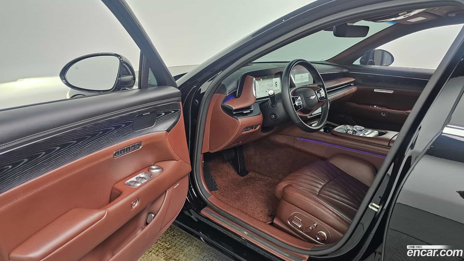 G90 Genesis 2022.11-INNER-010