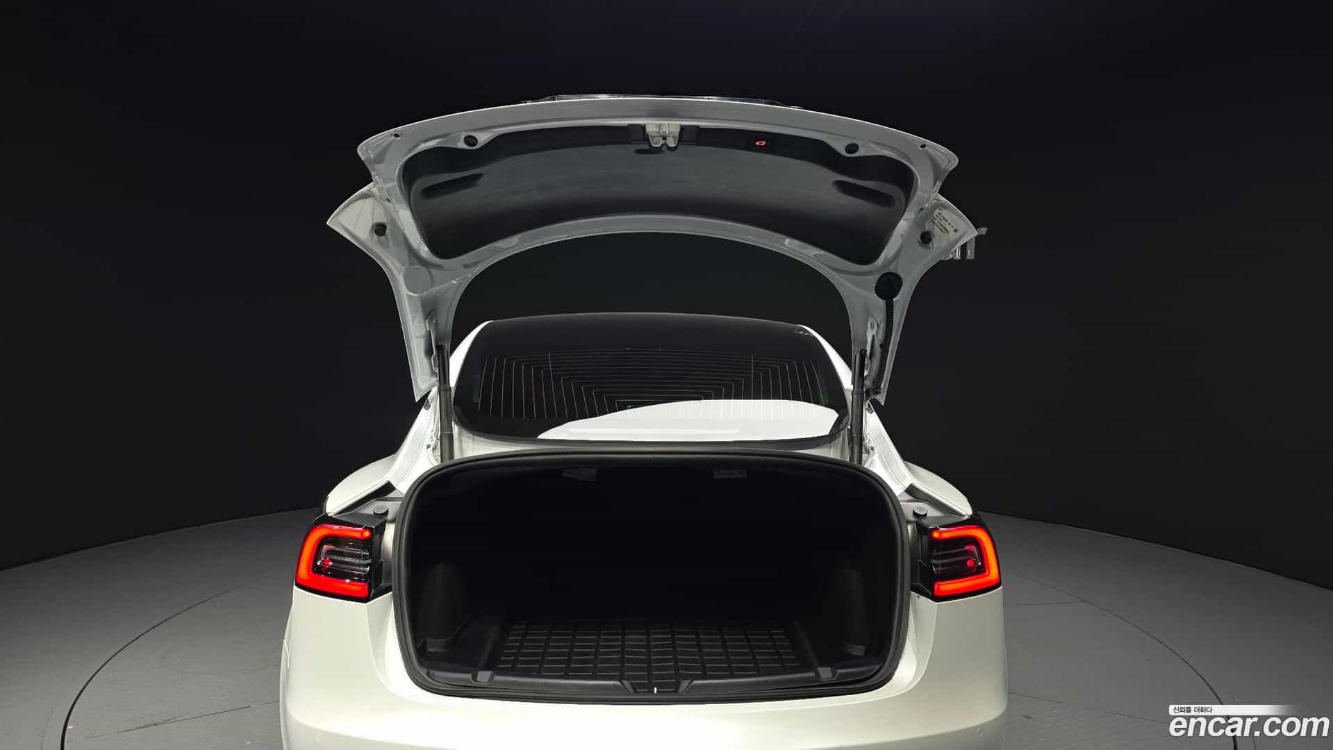 Model 3 Tesla 2020.2-OPTION-043