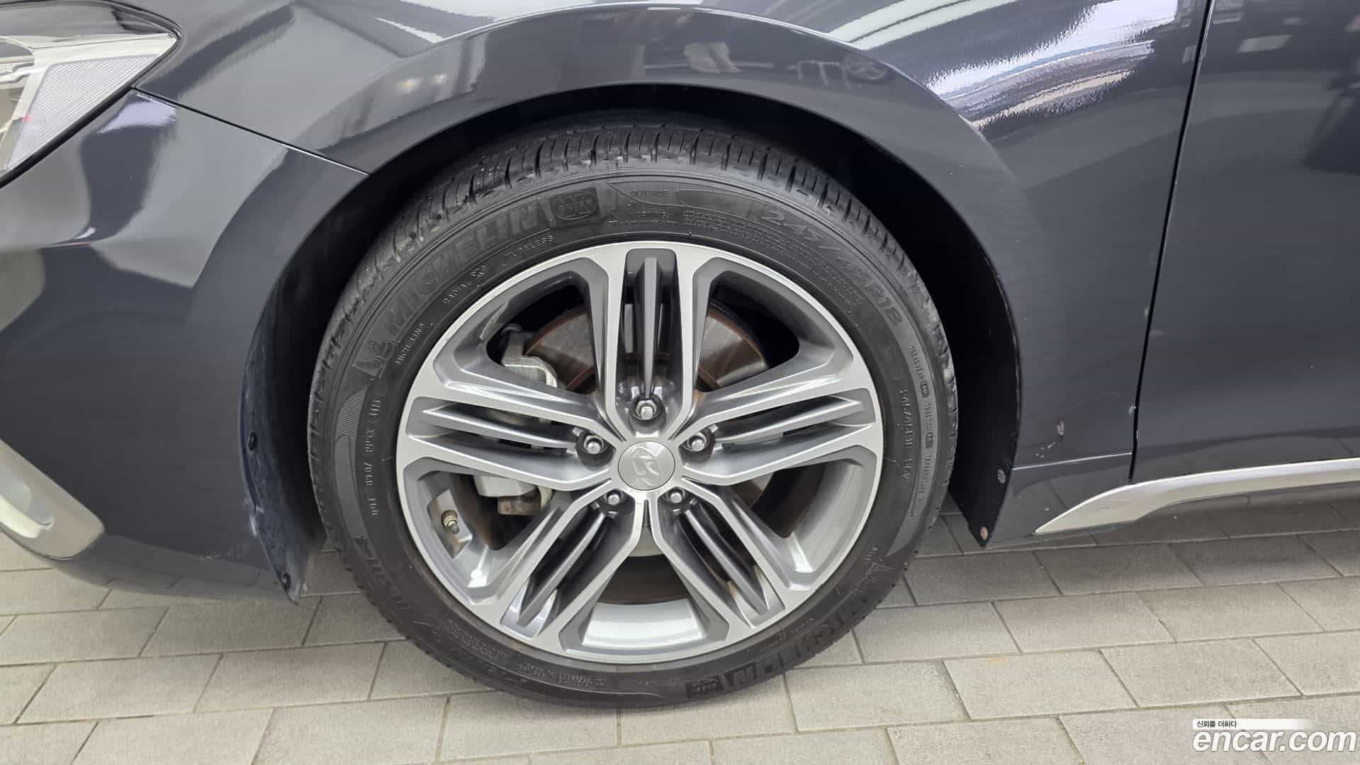 Grandeur Hyundai 2017.0-OUTER-005
