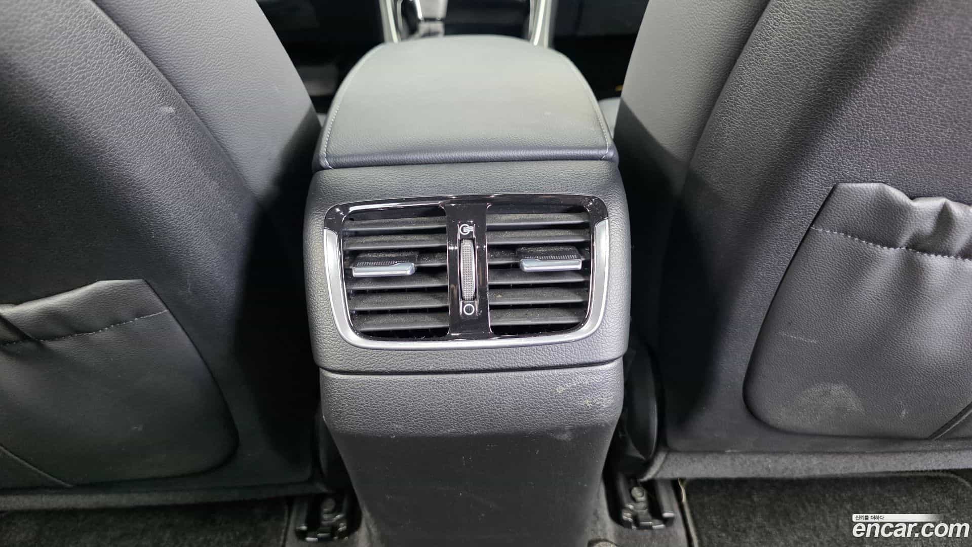 Grandeur Hyundai 2017.0-OPTION-023