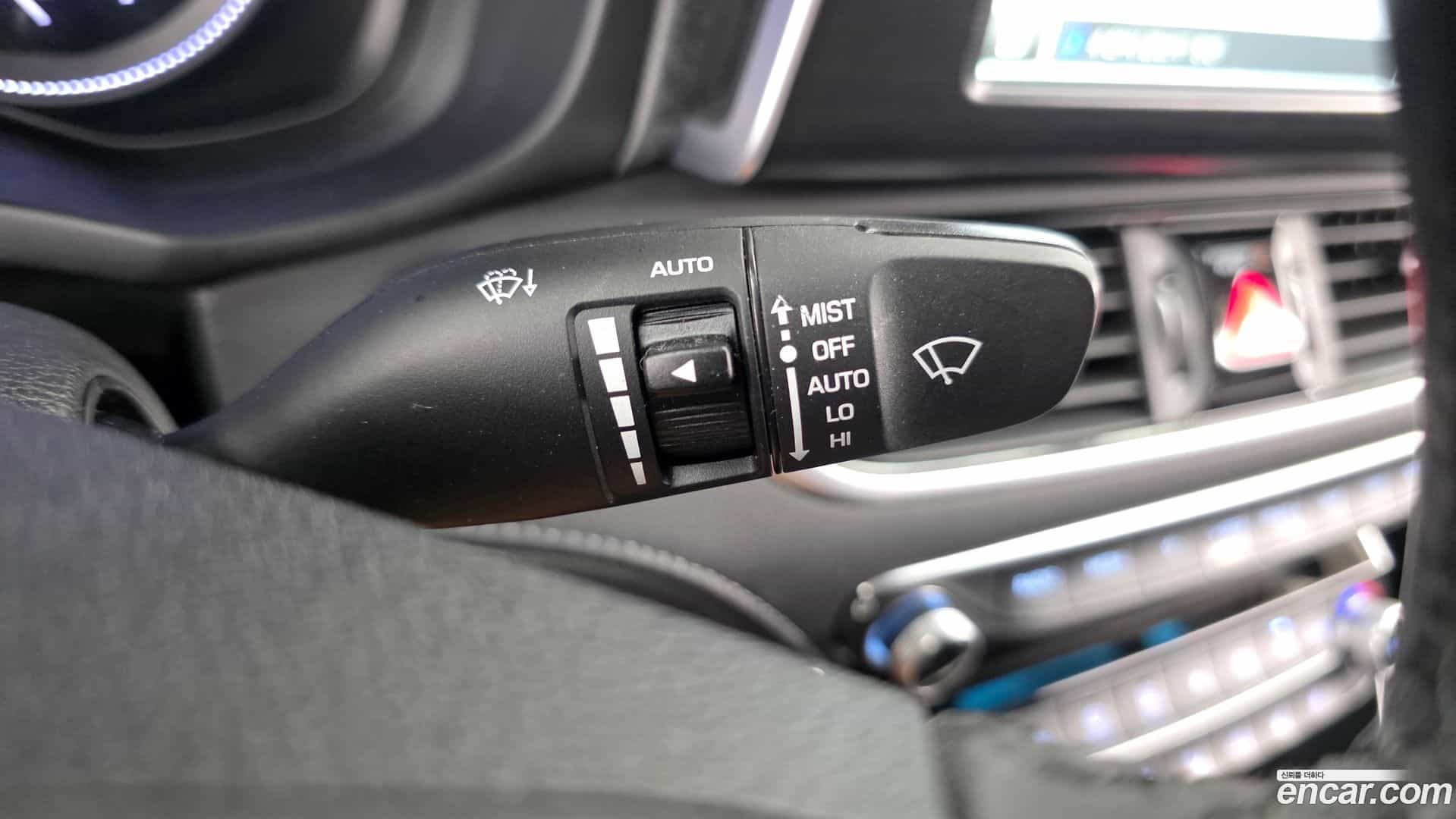 Grandeur Hyundai 2017.0-OPTION-043